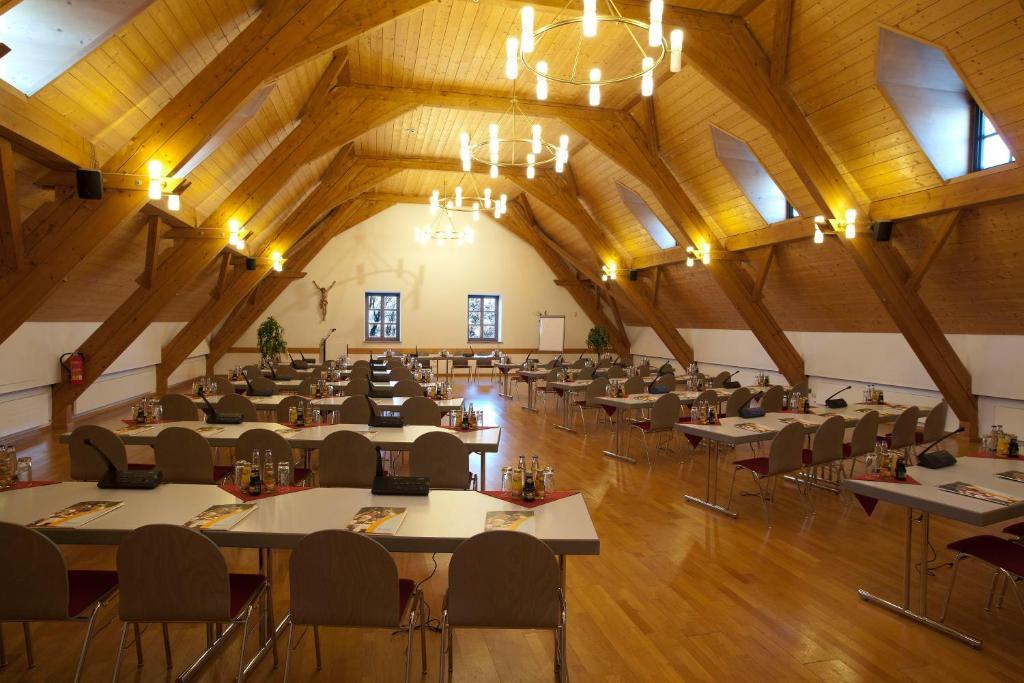 Haus Chiemgau - Kolping-Familienhotel 타이젠도르프 외부 사진