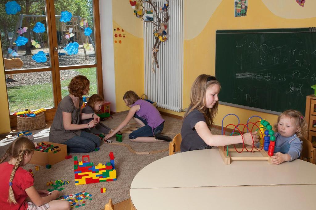 Haus Chiemgau - Kolping-Familienhotel 타이젠도르프 외부 사진